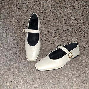 Massimo Dutti Cream Mary Jane Flats with Gold Buckle